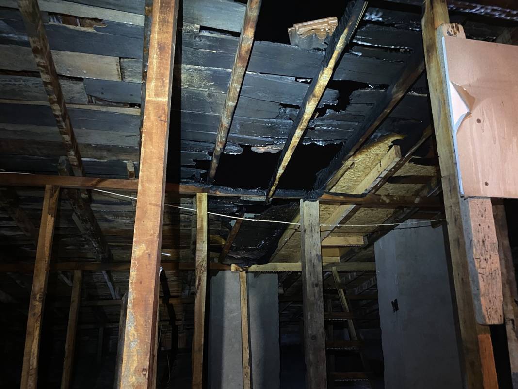 Aynı apartmanda 6. yangın çıktı! 5